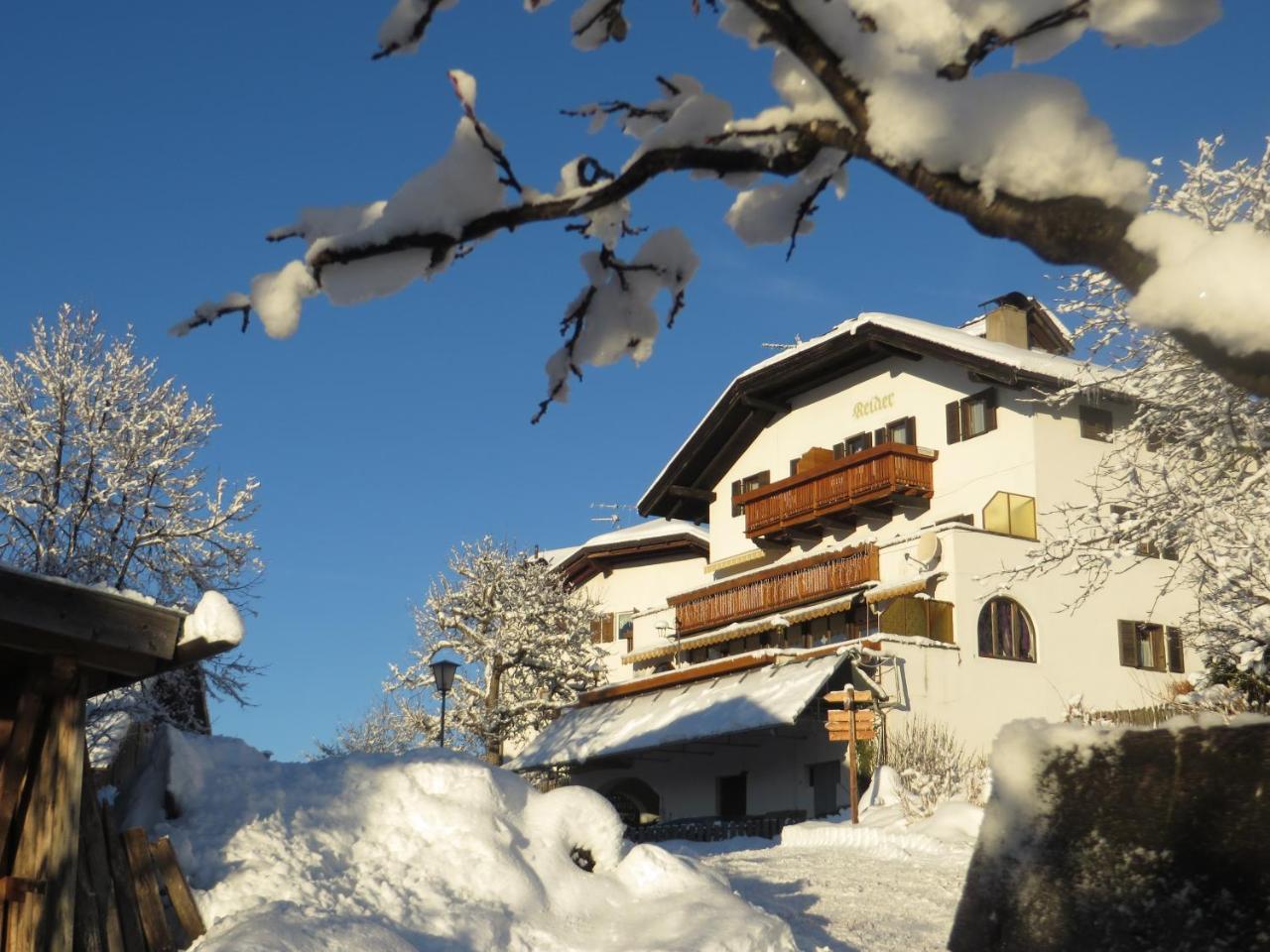 Hotel Garni Reider Mölten Exterior foto